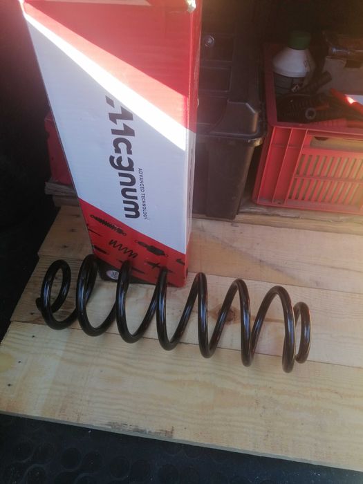 Задни пружини за Шкода Октавия 2