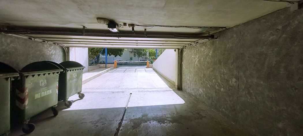 Парко-място в подземен гараж в района на Какао Бийч в Слънчев бряг
