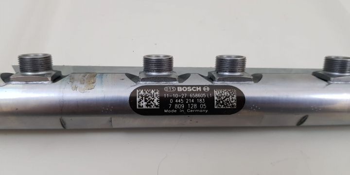 Rampa injectoare Bosch 780912805 BMW Seria 3 E90/E91/E92/E93