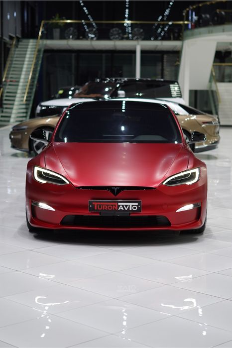 Tesla S Plaid 2021