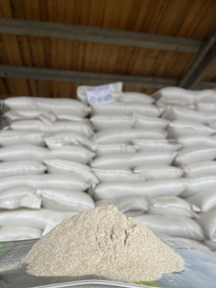 Faina neagra 35 kg/50 lei