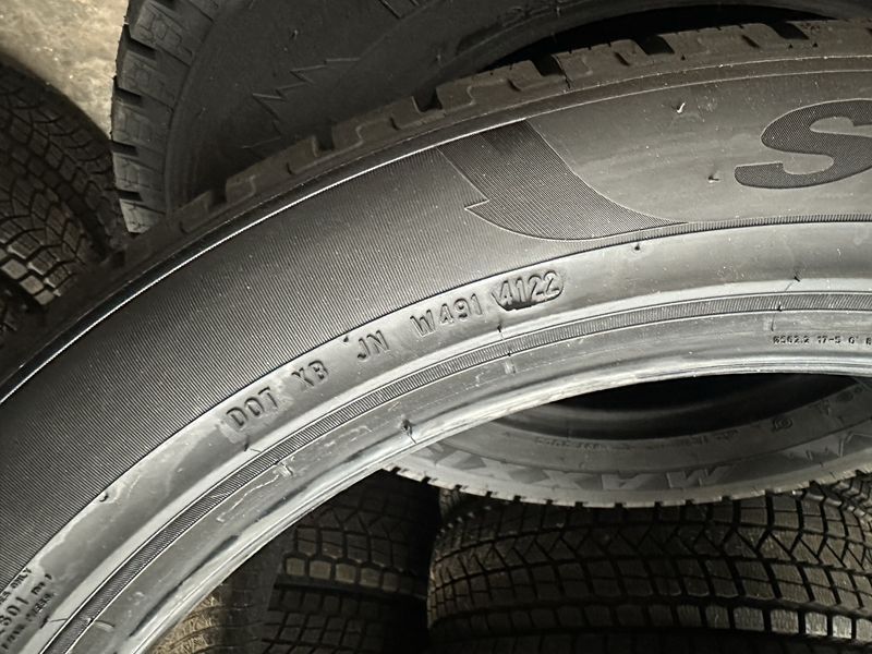 325/35/22 PIRELLI 1бр