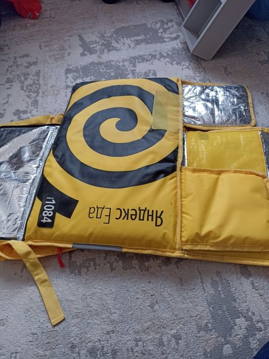 Яндекс сумка в отличном состоянии