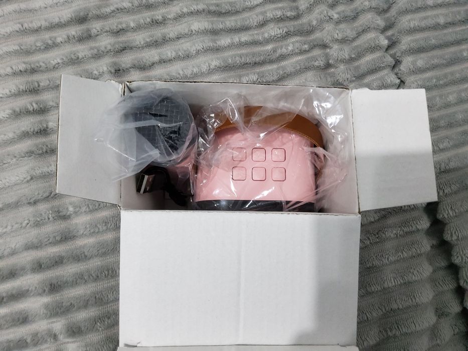 Колонка с микрофоном