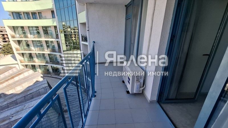 Продава се Двустаен апартамент в к.к. Слънчев бряг - 62 кв.м за 1017 €/кв.м - Снимка #10