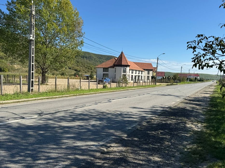 Inchiriez spatiu 670 mp