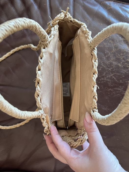 Плетена кръгла чанта Hailys