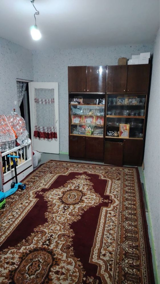3 xonali kvartira sotiladi Chirchiq shaxrida Aranchada yulni yuzi