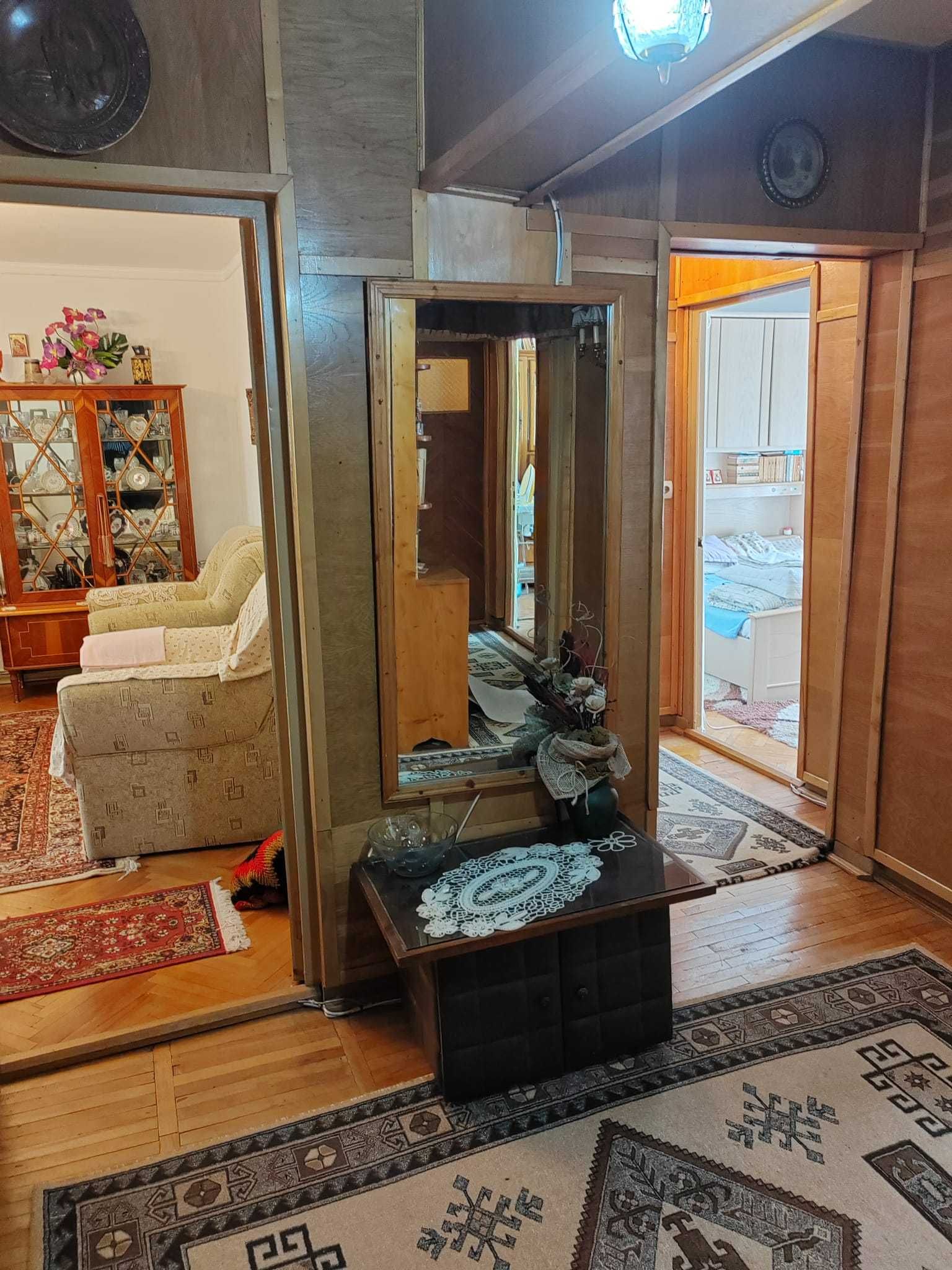 Apartament 4 camere