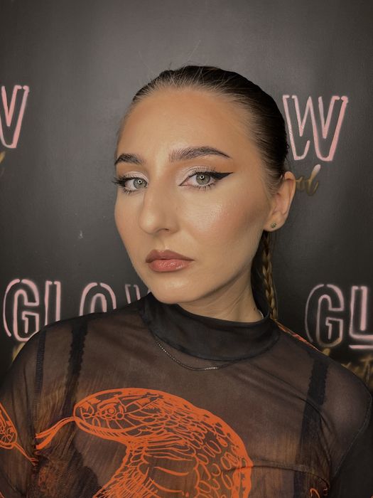 Makeup artist la domiciliu