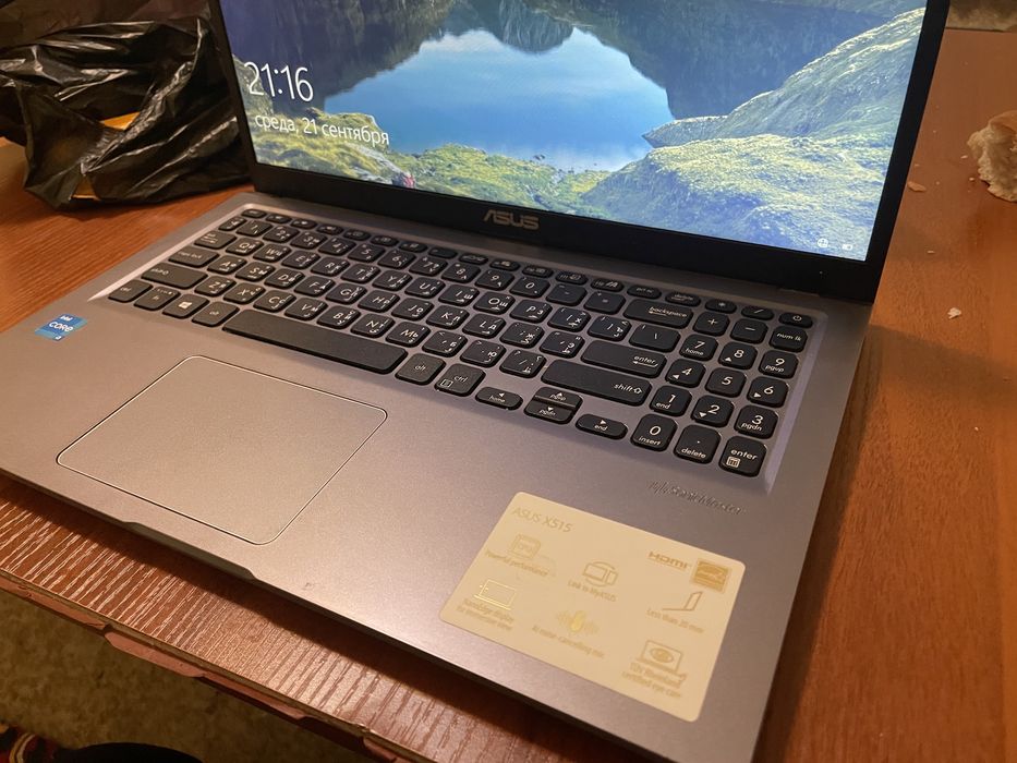 Asus x515 HDMI SonikMaster
