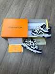 Louis vuitton skate navy*calitate premium*
