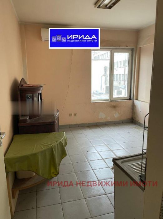 Продава се Многостаен апартамент в София, Център - 130 кв.м за 2193 €/кв.м - Снимка #3