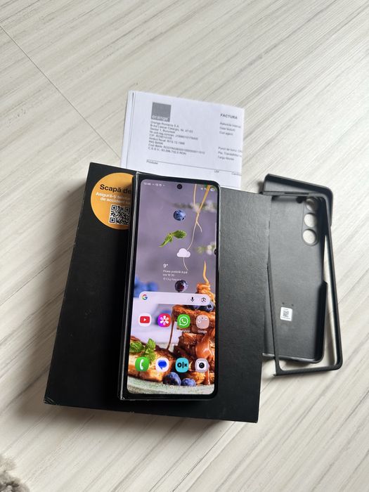 Samsung Fold 5 512gb 12 gb ram