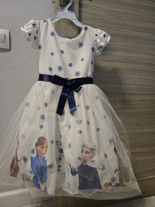 Платье  на девочку