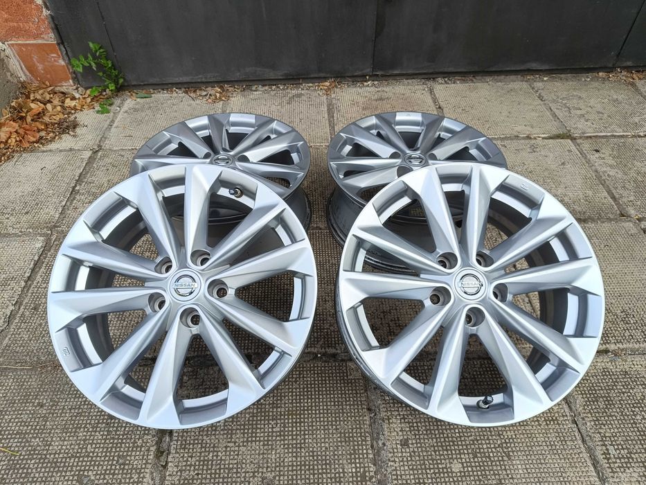 ОРИГИНАЛНИ джанти с датчици  17 ' 5x114,3 Нисан / NISSAN ЕТ40 7J 66,1