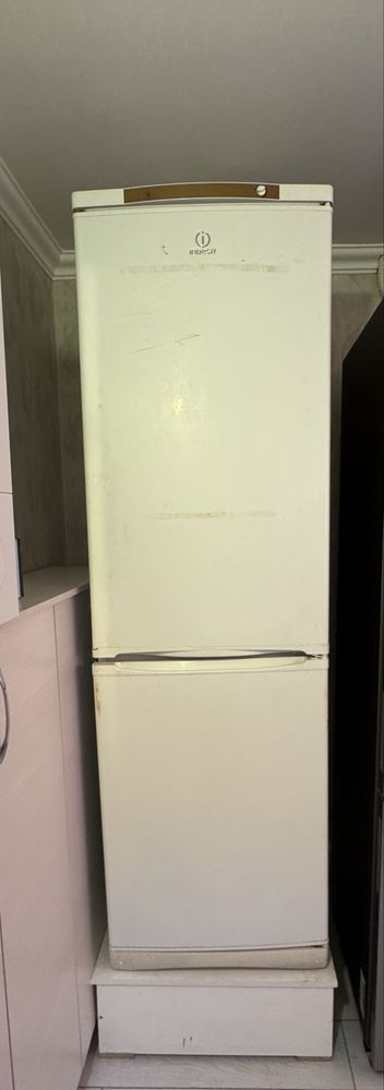 Холодильник от Indesit