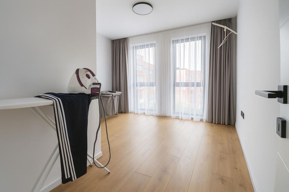 Продава се Четиристаен апартамент в Пловдив, Каменица 2 - 131 кв.м за 2214 €/кв.м - Снимка #4