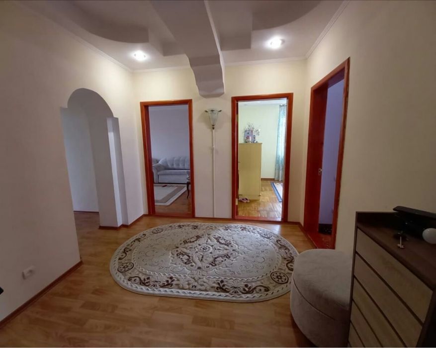 Обкомовская квартира 3-х комнатная