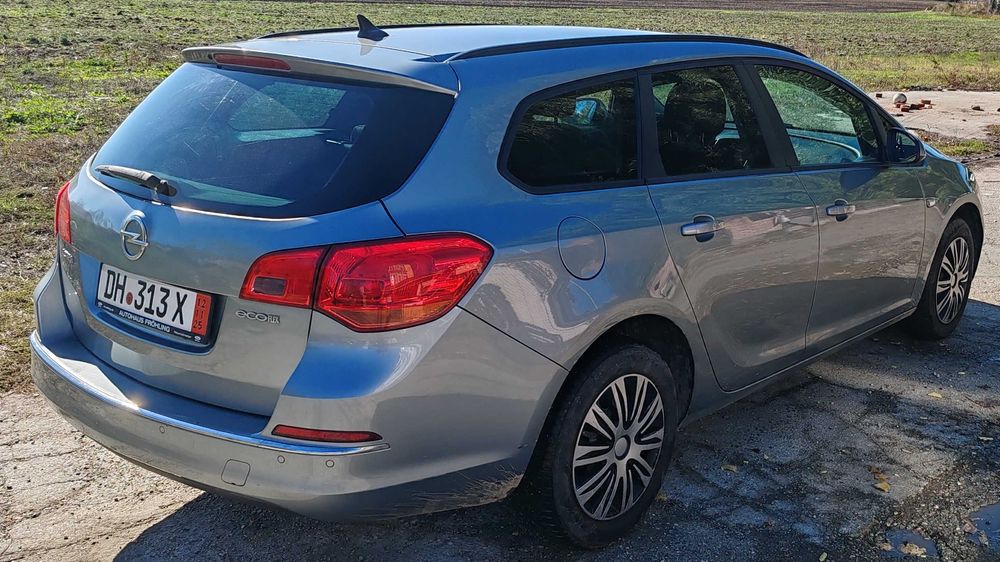 OPEL ASTRA J*1.6 CDTI ECO flex*2015*Euro 6*xenon*Carte de ROMANIA*