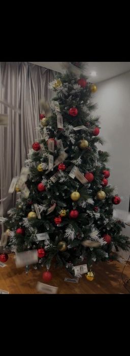 Продам Ёлку новогоднюю