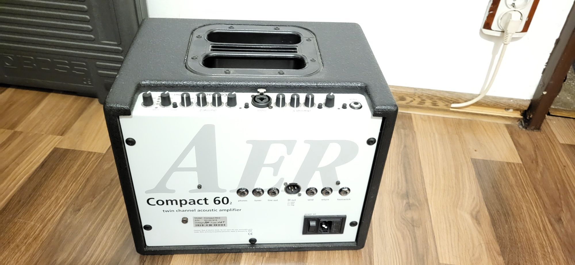 Amplificator chitara acustica AER COMPRIMAT 60/2