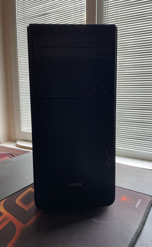 Настолен компютър i5,RX 480 8GB,16GB RAM,SSD