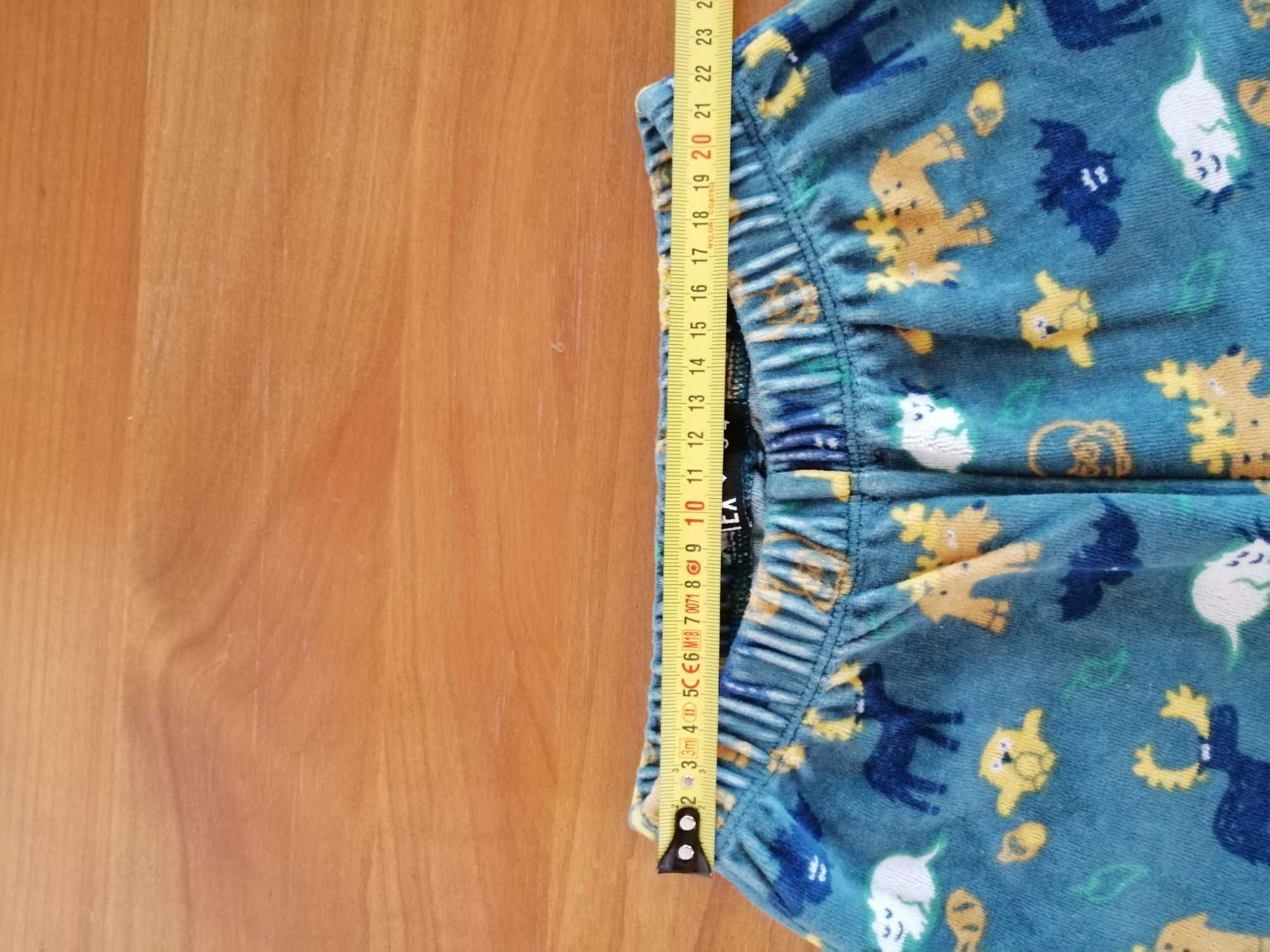 Lot 3 pijamale groase 98-104