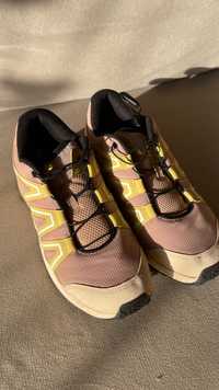 Дамски Обувки Salomon 36 - 37