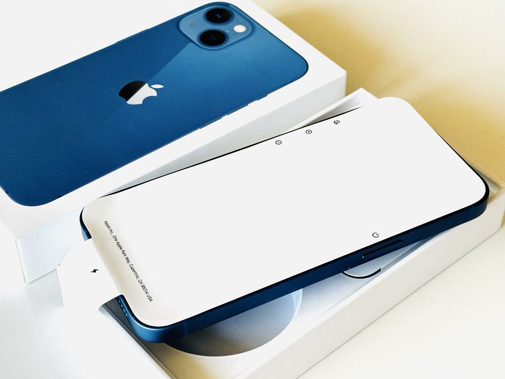 НОВ! Iphone 13 128GB Blue 100% Батерия! Гаранция 1 година