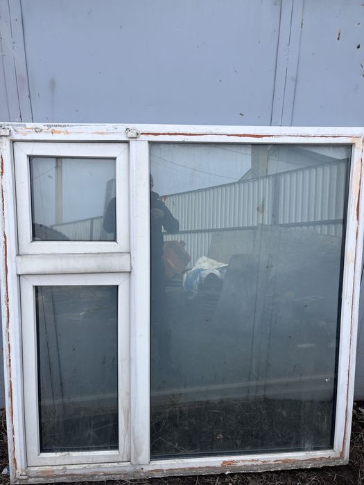 Продам пластиковый окно