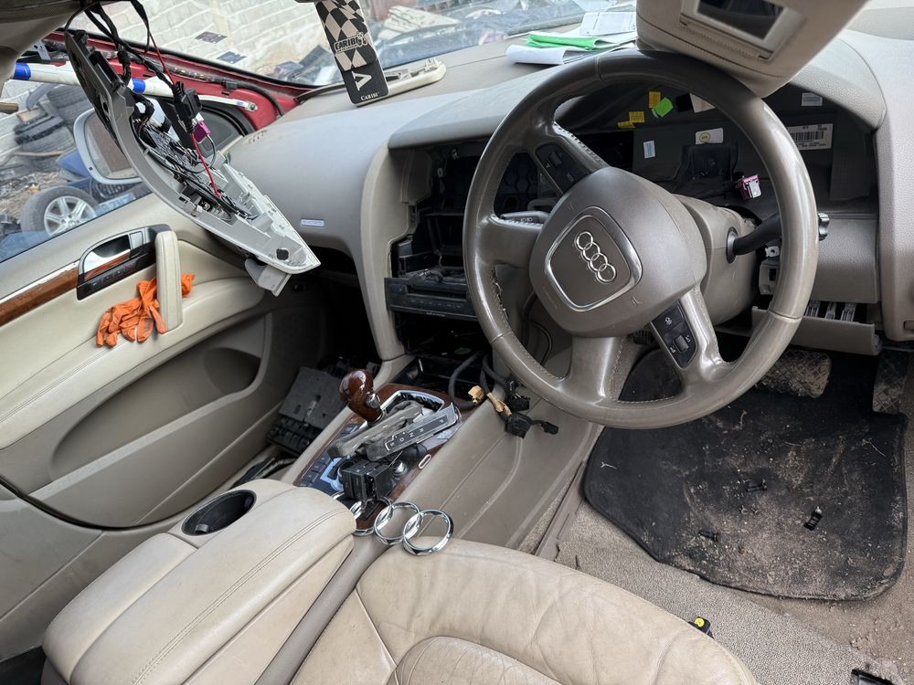 Audi Q7 3.0 TDI 233коня 2007г.  НА ЧАСТИ