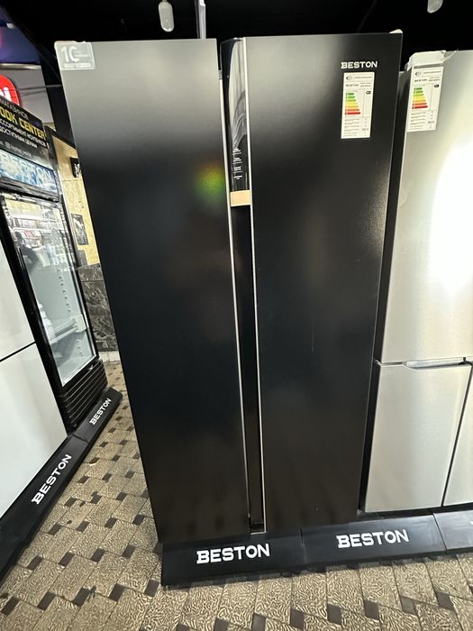 Большой семейний холодильник BESTON BSB-907BLMV