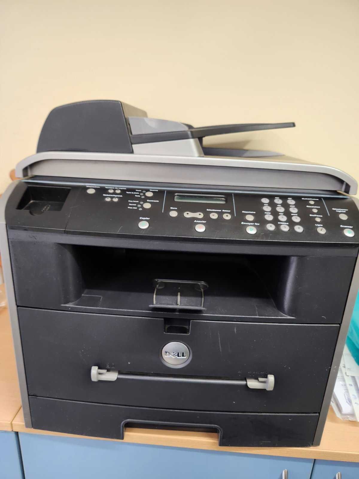 Продавам лазарен принтер/копир/скенер Dell 1600n - 99 лв