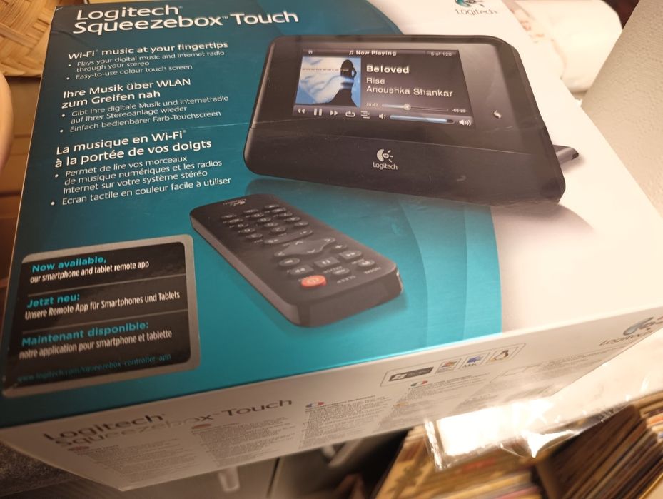 Logitech squeezebox touch