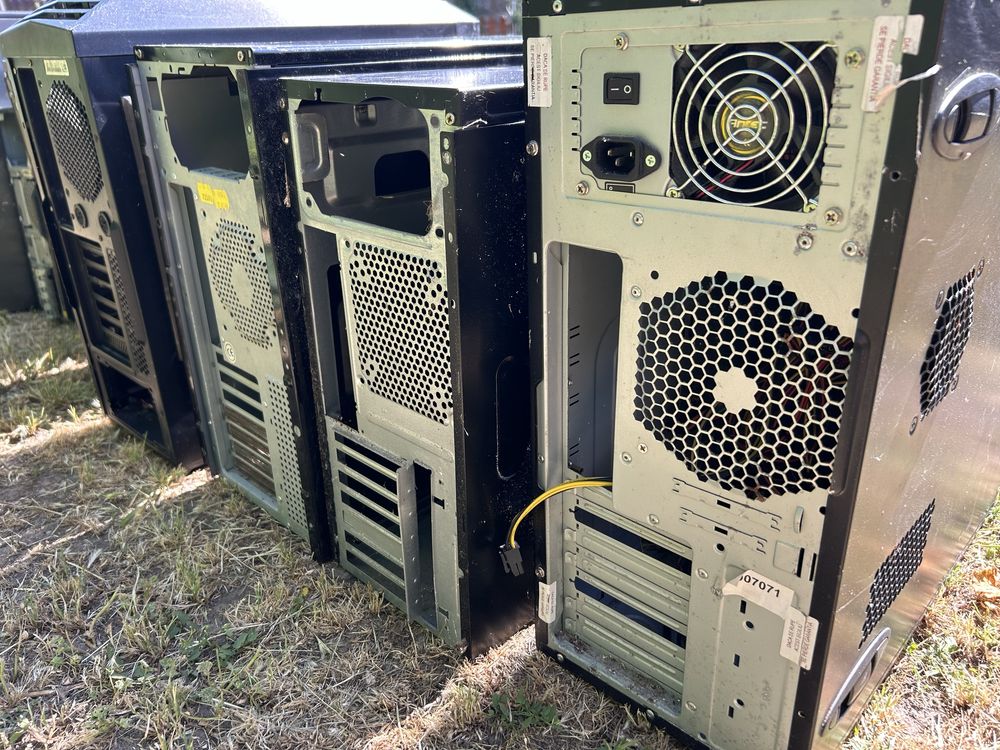 Lot 9 Carcasa PC Gaming, cu ventilatoare