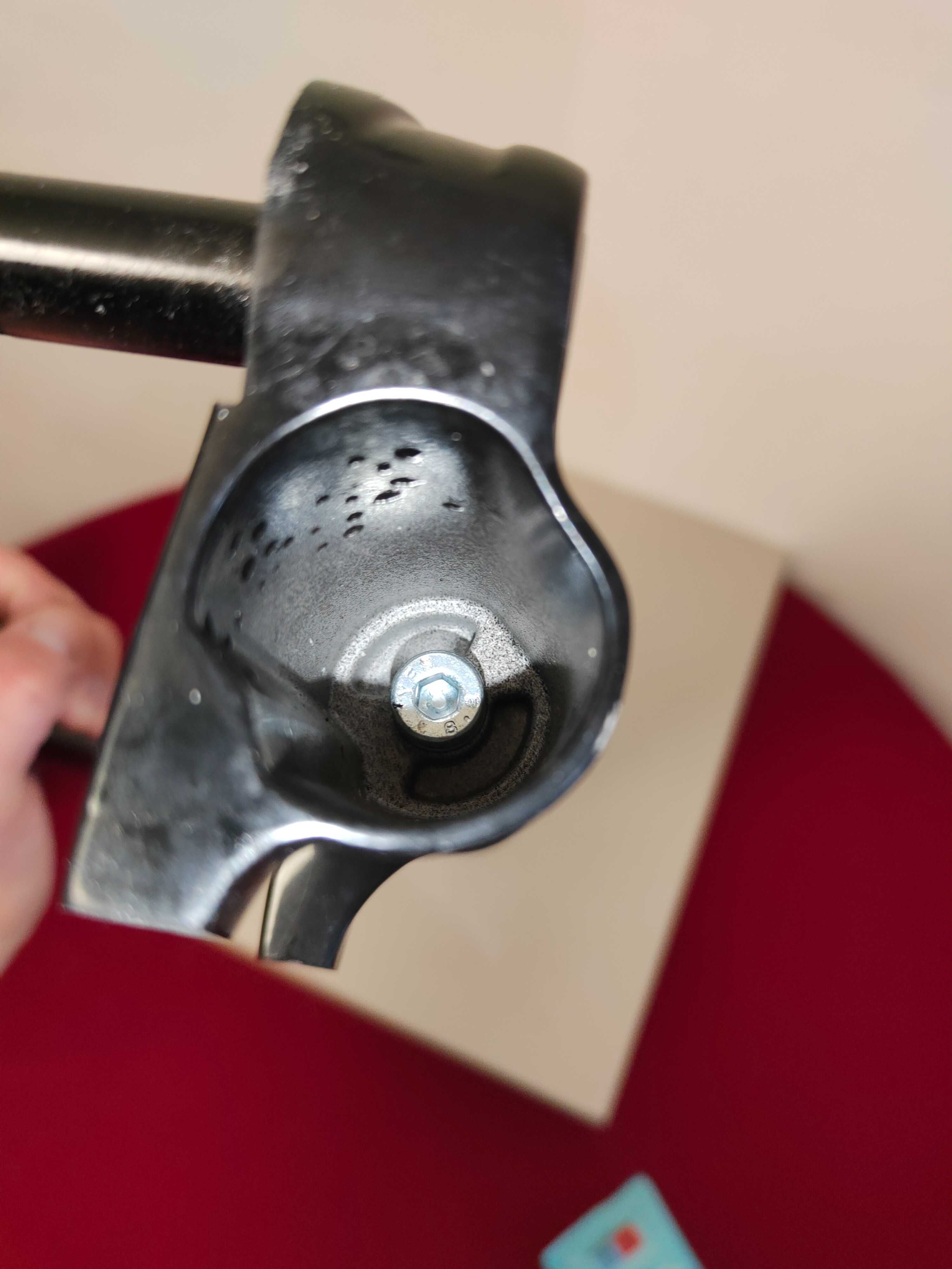 Вилка 	Rockshox Judy