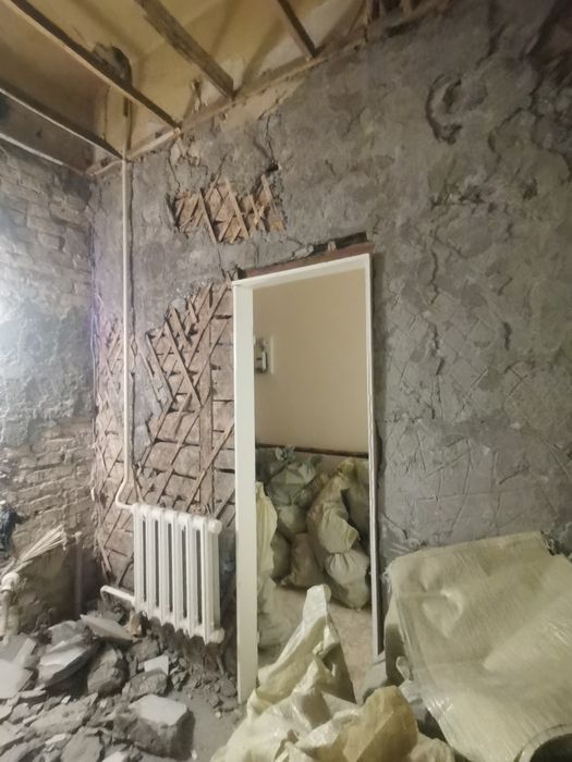 Демонтаж квартир сан узлов и другое качественная работа быстро !