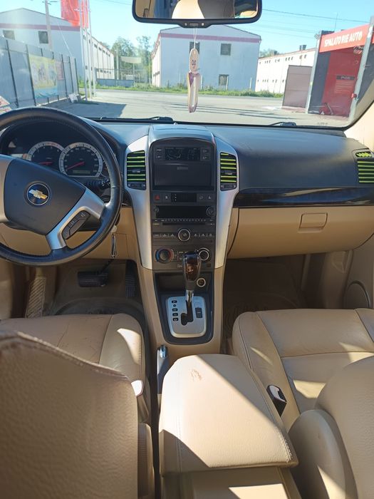 Vând Chevrolet captiva