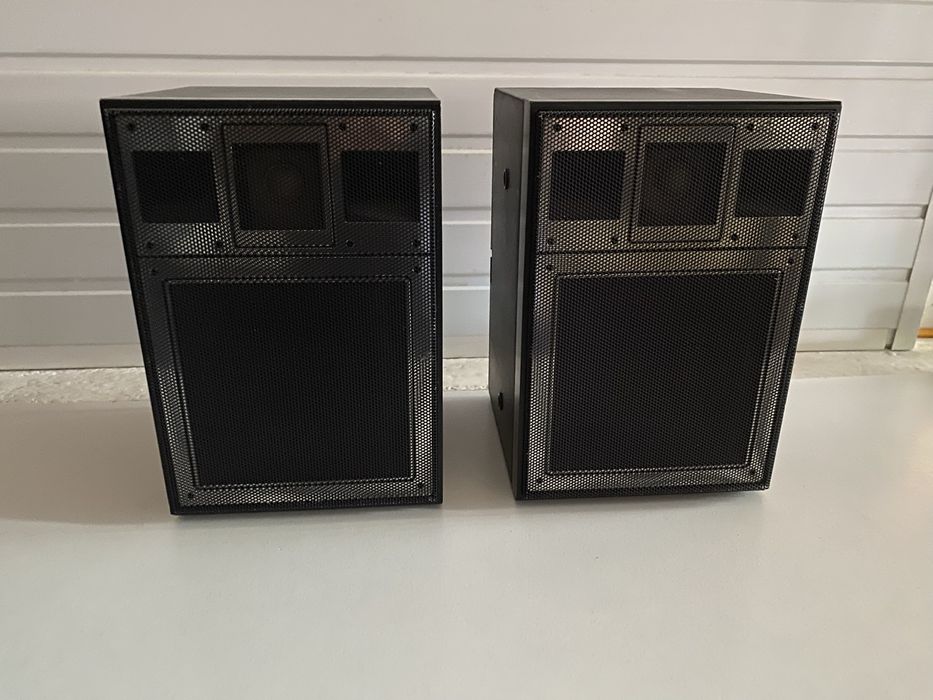 Boxe Sanyo 2 cai bass reflex 25 w