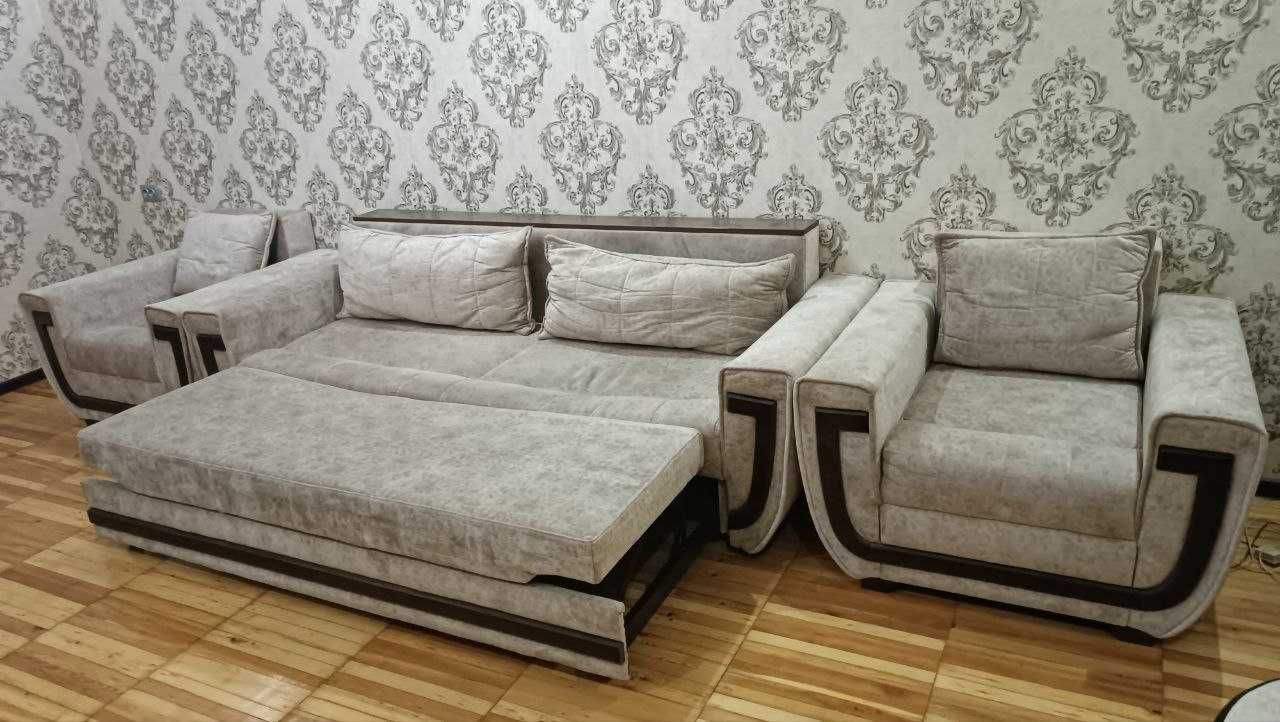 Диван с креслами