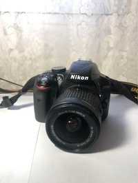 Nikon D3300 cu 35k cadre