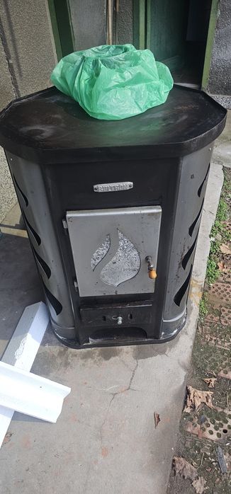 Камина с водна риза помпа и разширител