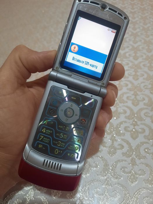 Motorola v3 sotladi uz imeya 30 kun