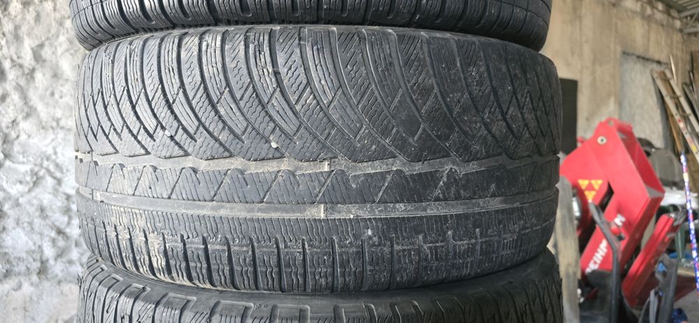 Vand cauciucuri iarna