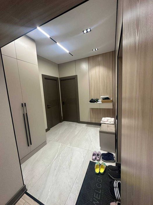 СРОЧНО продажа к-ра в М.Тинчлик 5/2/4 спец план 155м2 меб с тех-й