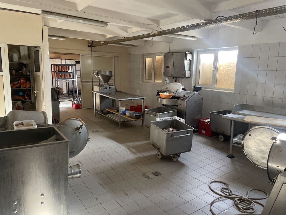 Hala / spatiu de productie / afacere / carmangerie