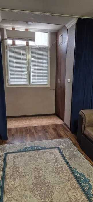 Продаётся 1/3/4 Академгородок С ремонтом 30м2