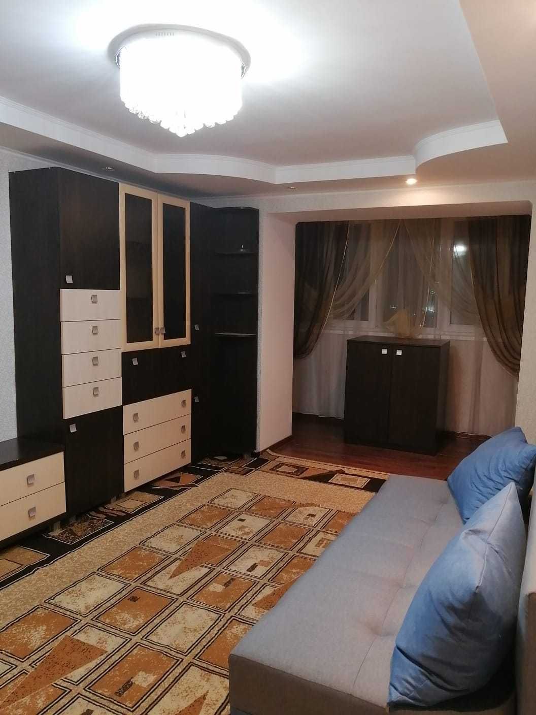 Продам 2-х комнатную квартиру в районе Военного Городка