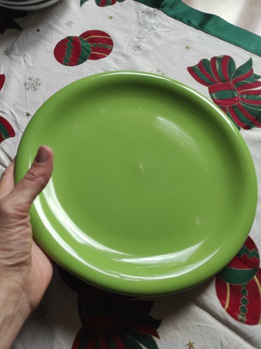 Блюдо    зелёное